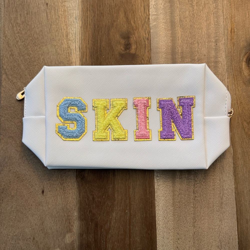 “SKIN” pouch